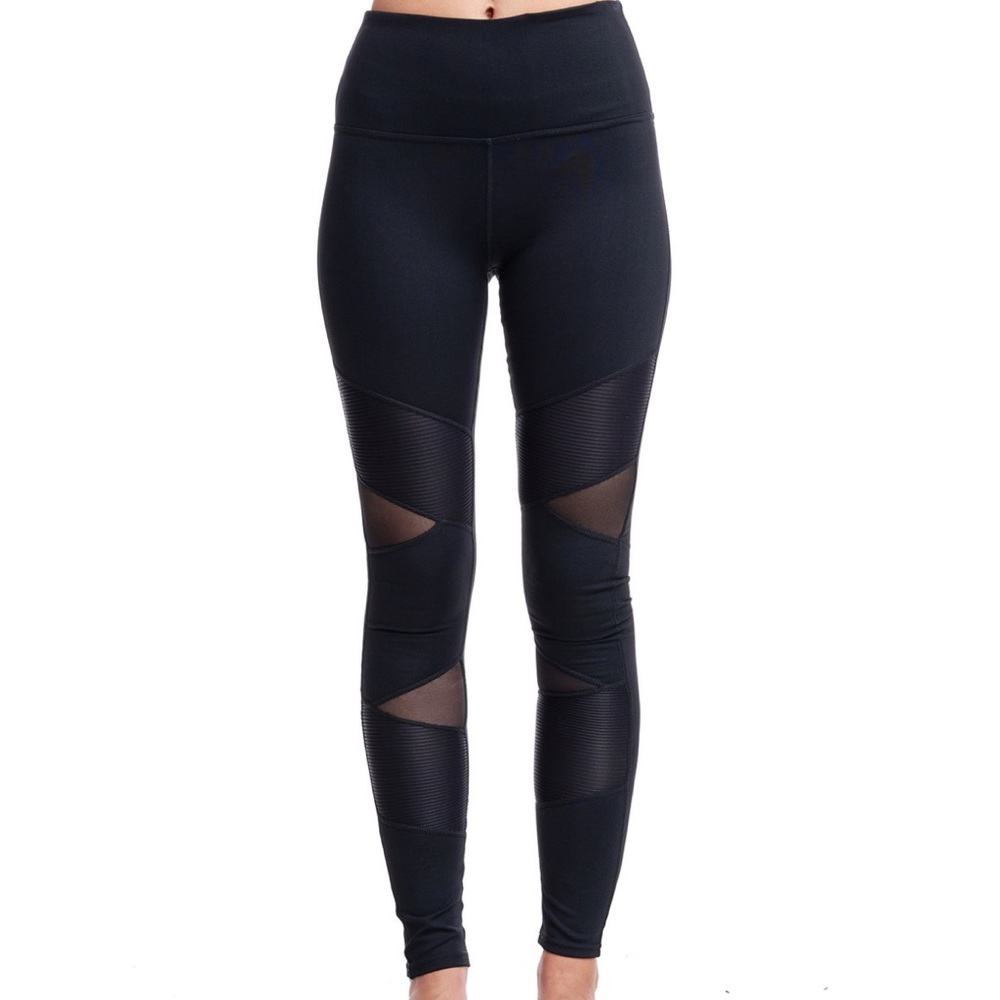 🆕⭐️ BWNT LA Society Panthera Leggings  - Black